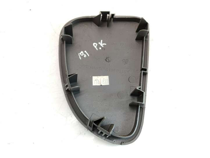 Peugeot 206 (1998 - 2012)  9624270877 Отделочный щит панели (боковой)