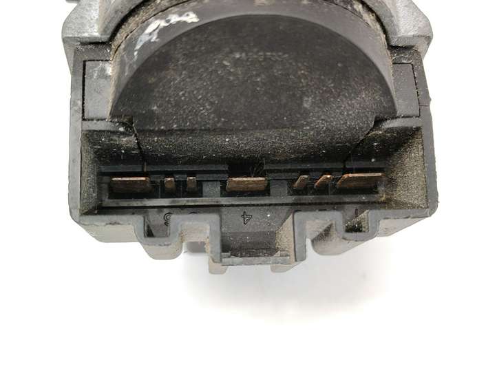 Land Rover Discovery (2004 - 2009)  3M513F880AD Замок зажигания