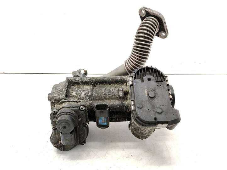 Nissan Qashqai (2006 - 2010)  8200598021A Клапан EGR