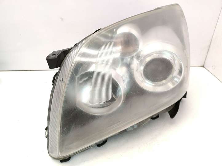 Toyota Avensis T250 (2006 - 2009)   Передняя фара