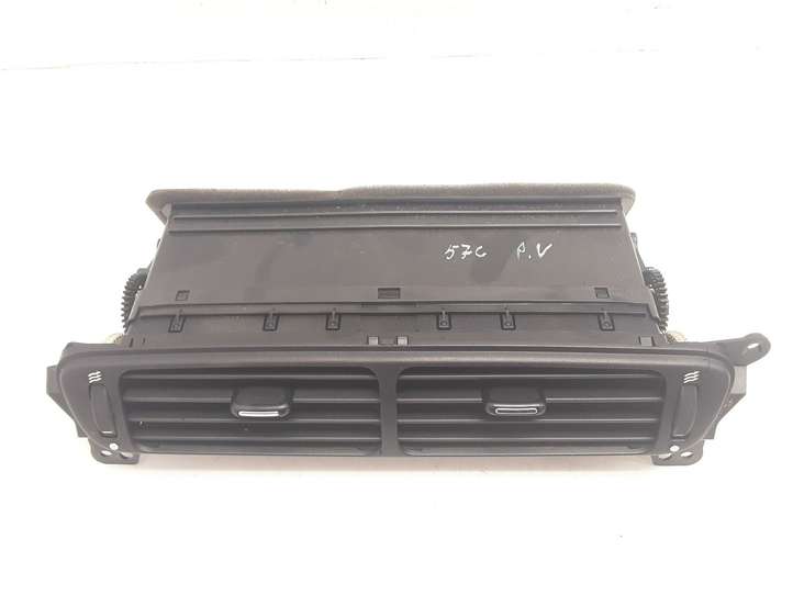 Jaguar X-Type (2001 - 2008)  1X436770AM Центральный дефлектор