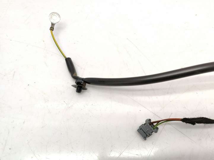 Peugeot 206 (1998 - 2012)  9640949380 Другой проводник