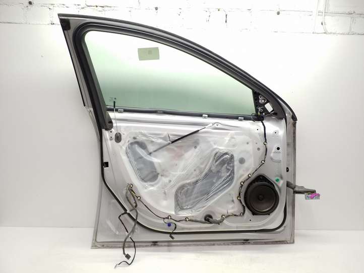 Opel Astra (2009 - 2012)   Дверь