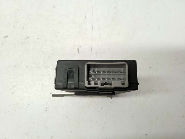 Ford S-Max (2006 - 2010)  6M2J19H378AA Блок управления крюка для прицепа