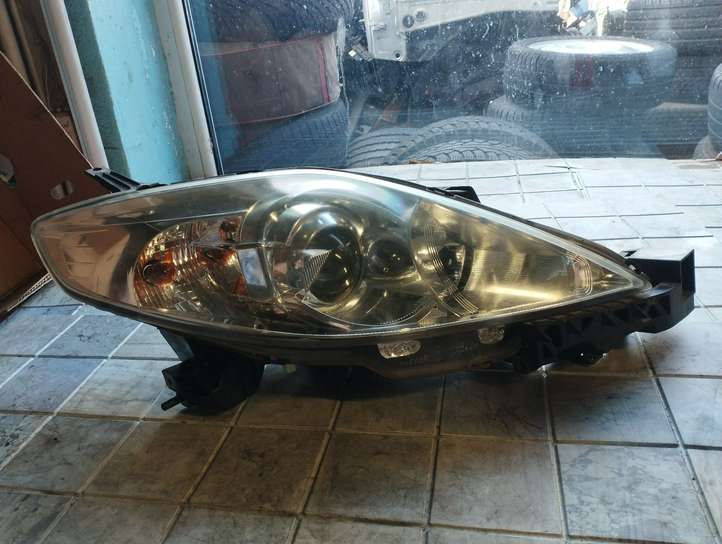 Mazda 5 (2005 - 2010)  C23551030 Передняя фара