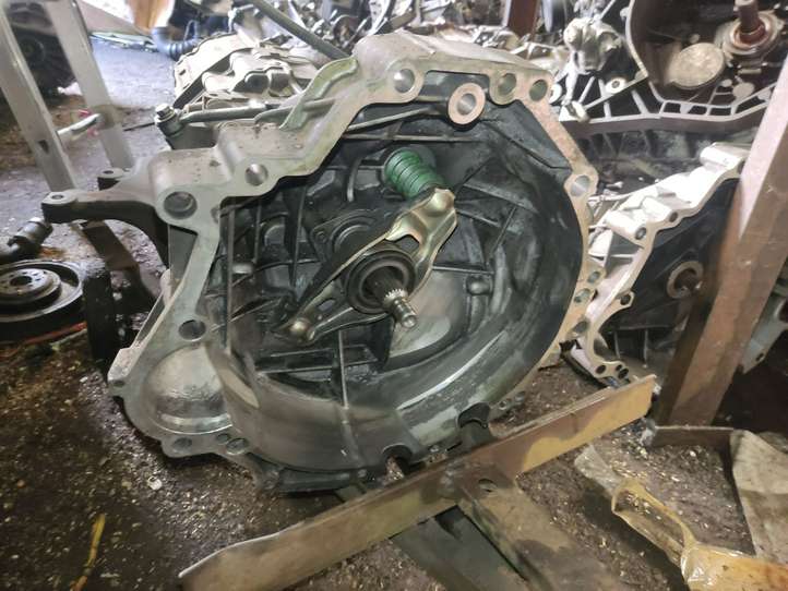 Audi A6 (2004 - 2008)  GYX Механическая коробка передач, 6 передач