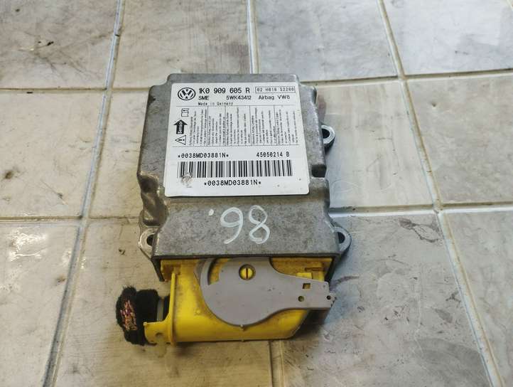 Volkswagen Golf Plus (2004 - 2008)  1K0909605R Блок управления надувных подушек