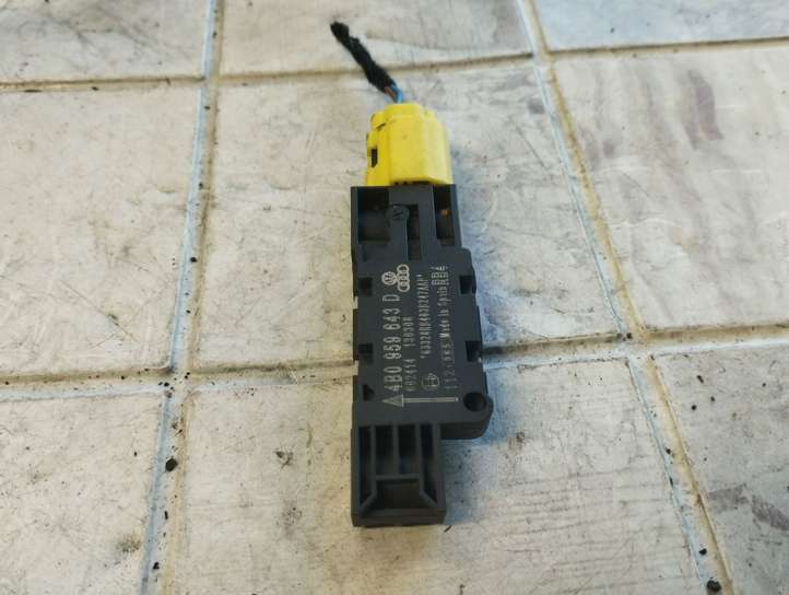 Audi A3/S3 8P (2004 - 2008)  4B0959643D Датчик удара надувных подушек