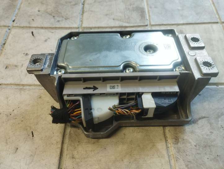 BMW 3 E90 E91 (2005 - 2012)  6577912522401 Блок управления надувных подушек