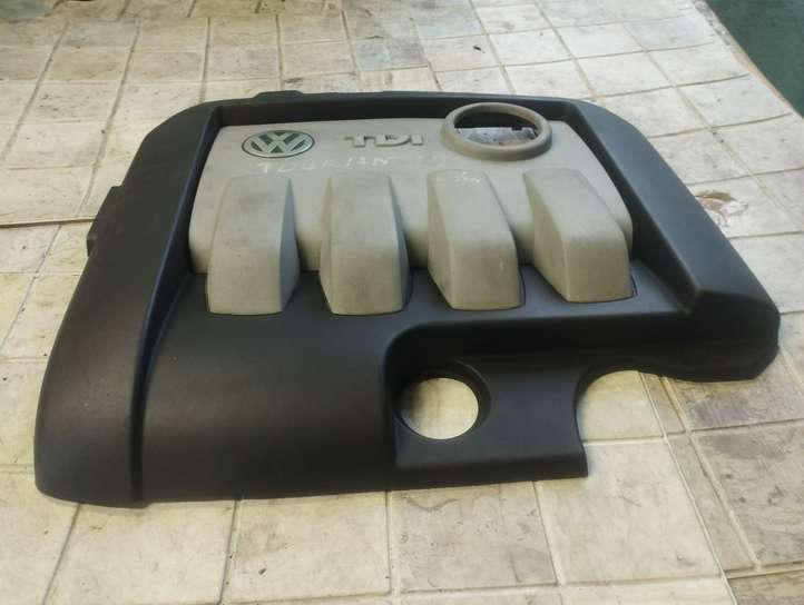 Volkswagen Touran I (2003 - 2010)  03G103925BJ Крышка двигателя (отделка)