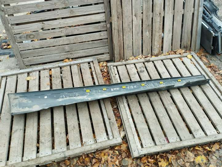BMW 3 E90 E91 (2005 - 2012)  51777062297 Порог