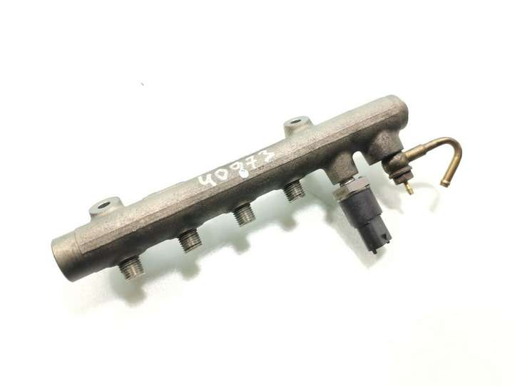 Opel Astra (2004 - 2009)  0445214049 Магистральная трубка топлива