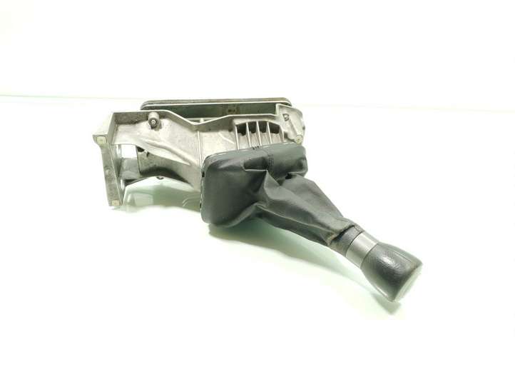Seat Alhambra (2000 - 2010)  7M3711071 Отделка рычага переключения передач (кожа, головка)
