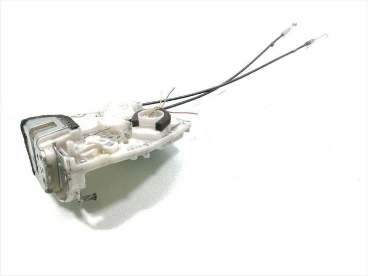 Suzuki SX4 (2006 - 2009)  82302-79J10 Замок задней двери