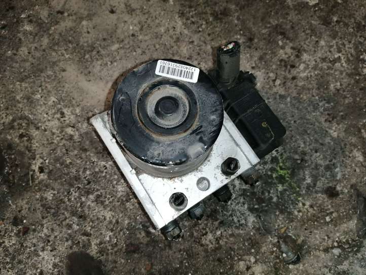 Mazda 3 (2003 - 2006)  3M512M110JA Блок ABS