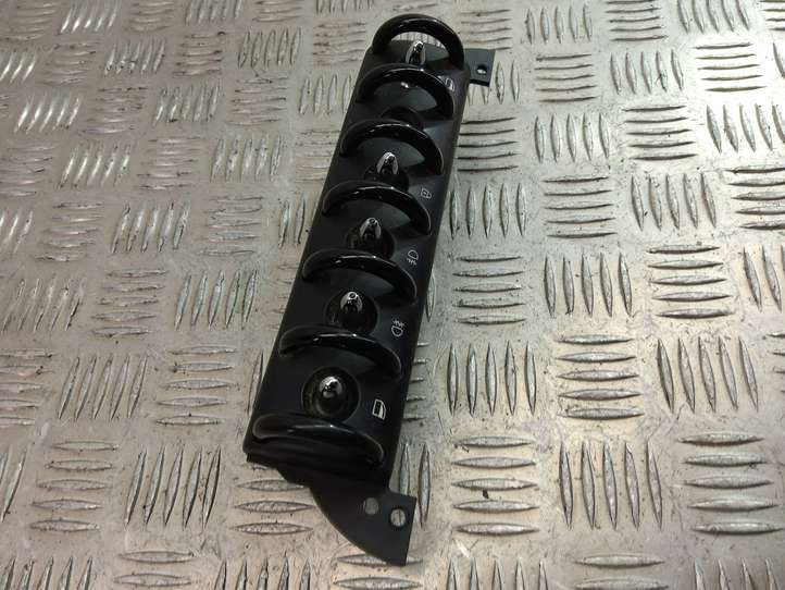 Mini One Cooper R50-53 (2000 - 2012)  6917985 Блок переключателей