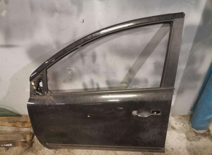 Nissan Note (E11) (2006 - 2014)   Дверь