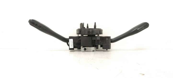 Skoda Fabia Mk1 (6Y) (1999 - 2007)  8L0953513G Комплект ручек