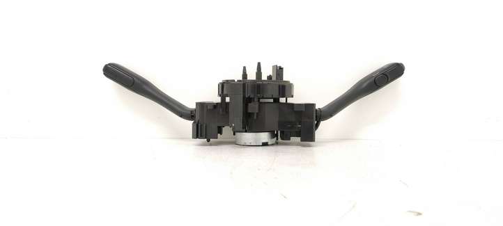 Skoda Fabia Mk1 (6Y) (1999 - 2007)  8L0953513G Комплект ручек