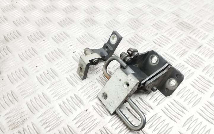 Volkswagen Touran II (2010 - 2016)  1T0833411C  Комплект петель задней двери