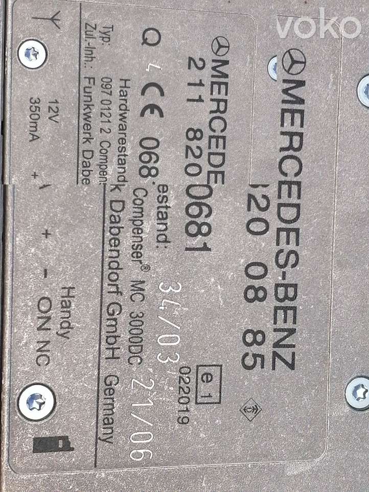 Mercedes-Benz CLS C219 (2003 - 2011)  2118200885 Антенна Bluetooth
