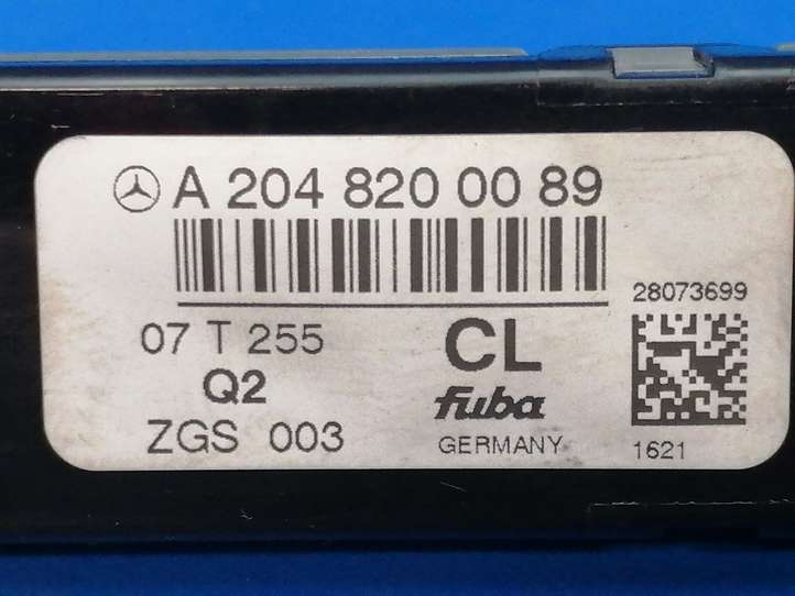 Mercedes-Benz C W204 (2007 - 2014)  A2048200089 Усилитель антенны