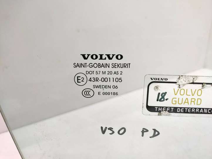 Volvo V50 (2004 - 2008)  43R001105 Основное стекло передних дверей (четырехдверного автомобиля)