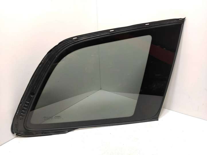 Volvo XC90 (2014 - 2019)  31402724 Заднее боковое стекло кузова