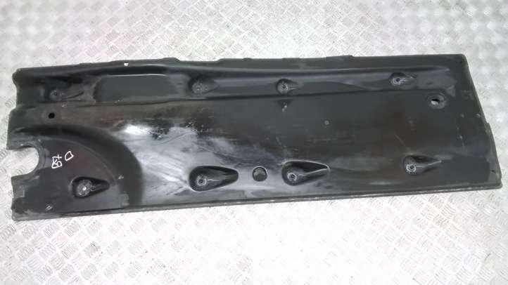 Volkswagen PASSAT B7 USA (2012 - 2016)  561825202A Средняя защита дна