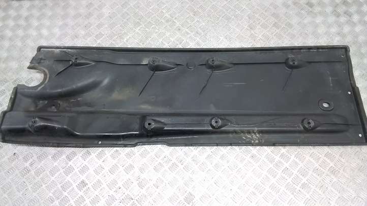 Volkswagen PASSAT B7 USA (2012 - 2016)  561825202A Средняя защита дна