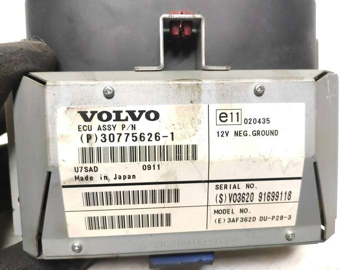 Volvo XC90 (2006 - 2014)  30775626 Радио/ проигрыватель CD/DVD / навигация