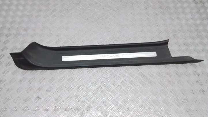 Volvo C70 (2009 - 2013)  30787317 Отделка переднего порога (внутренняя)