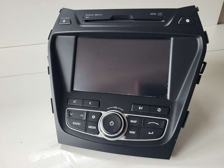 Hyundai Santa Fe (2012 - 2015)   Радио/ проигрыватель CD/DVD / навигация