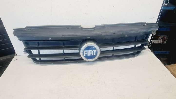 Fiat Ducato (2002 - 2006)  LS132915801 Верхняя решётка