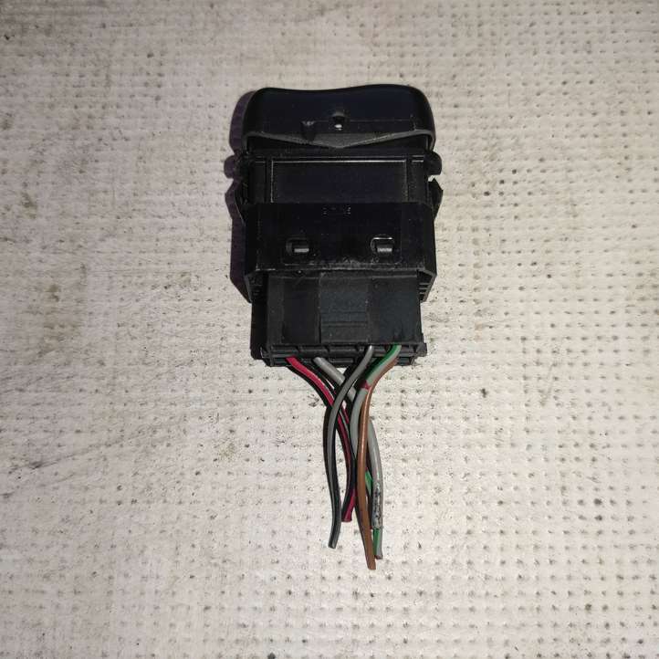 Mercedes-Benz Vito Viano W638 (1996 - 2003)  0035455307 Включатель обогрева стекла с помощью электричества