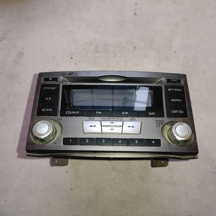 Subaru Outback (2009 - 2014)  86201AJ61A Радио/ проигрыватель CD/DVD / навигация