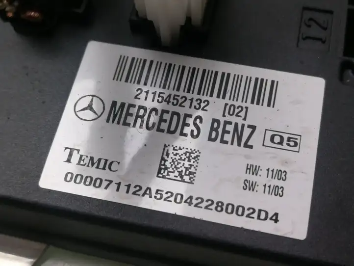 Mercedes-Benz E W211 (2002 - 2009) 2115452132 Модуль комфорта — фото 2