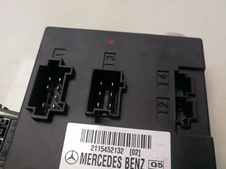 Mercedes-Benz E W211 (2002 - 2009) 2115452132 Модуль комфорта — фото 3