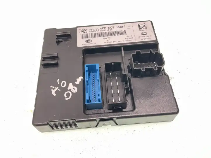 Audi A6 (2004 - 2008)  4F0907289J Mодуль kомфортa
