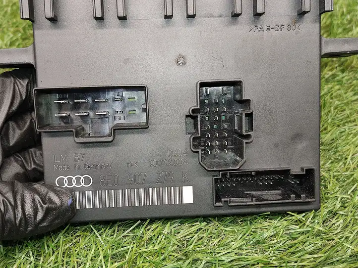 Audi A4 S4 B7 8E 8H (2004 - 2009) 8E0907279K Модуль комфорта — фото 2
