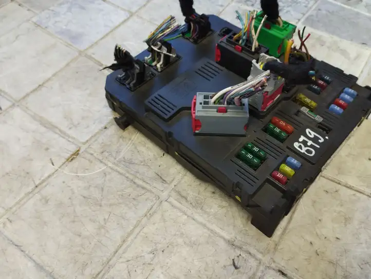 Citroen C2 (2003 - 2008)  9652474380 Mодуль kомфортa