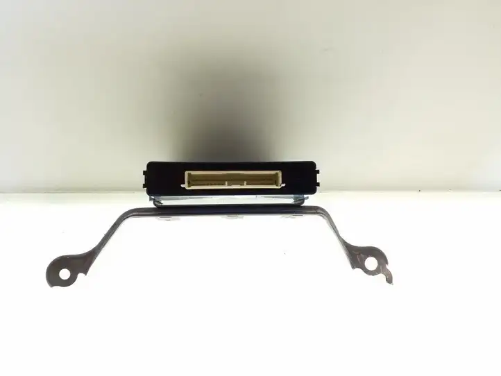 Toyota Corolla Verso AR10 (2004 - 2009) 896180F020 Блок управления зажиганием — фото 2