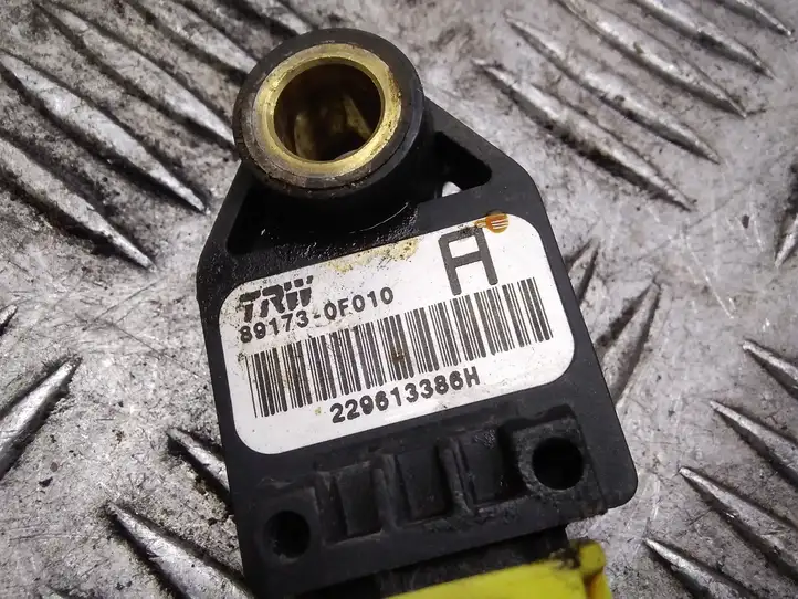 Toyota Corolla Verso AR10 (2004 - 2009) 891730F010 Датчик удара SRS — фото 4