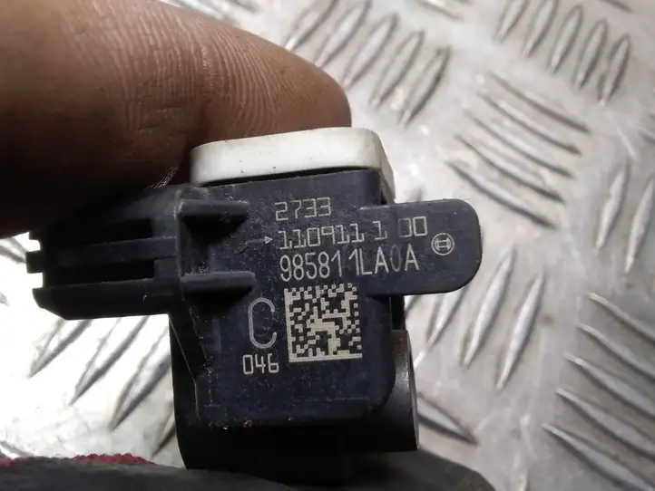 Nissan Leaf I (ZE0) (2010 - 2017) 985811LA0A Датчик удара SRS — фото 2