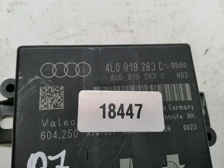 Audi Q7 4L (2005 - 2009) 4L0919283C Блок управления парктрониками — фото 3