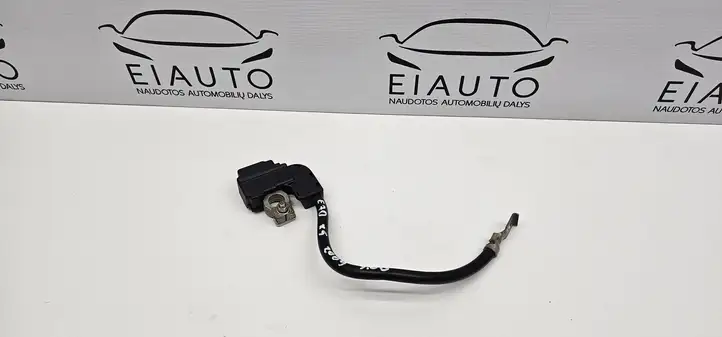 BMW X5 E70 (2006 - 2013) 9184209 Минусовой провод аккумулятора — фото 1