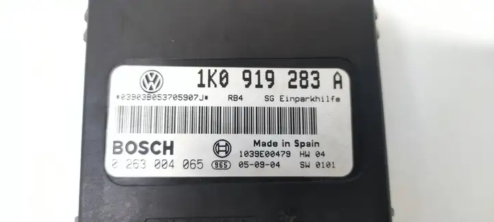 Volkswagen Golf Plus (2004 - 2008) 1K0919283A Блок управления парктрониками — фото 4
