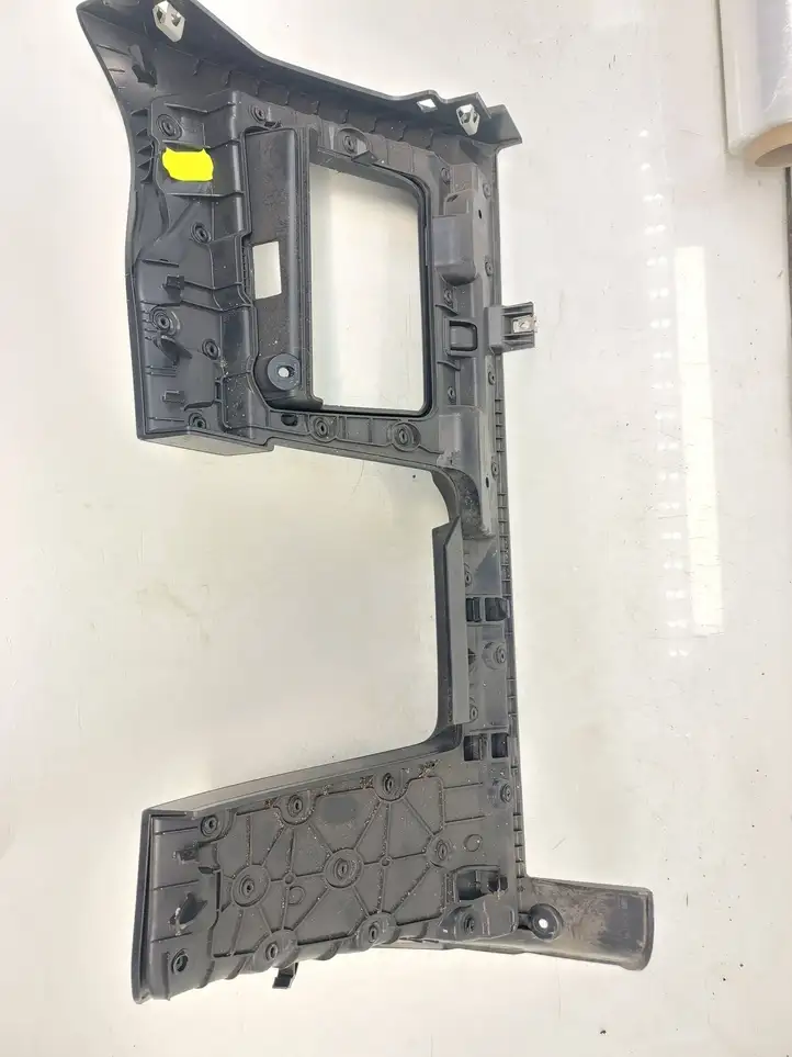 Volkswagen Golf VII (2013 - 2019)  5G1858303 Другая деталь салона