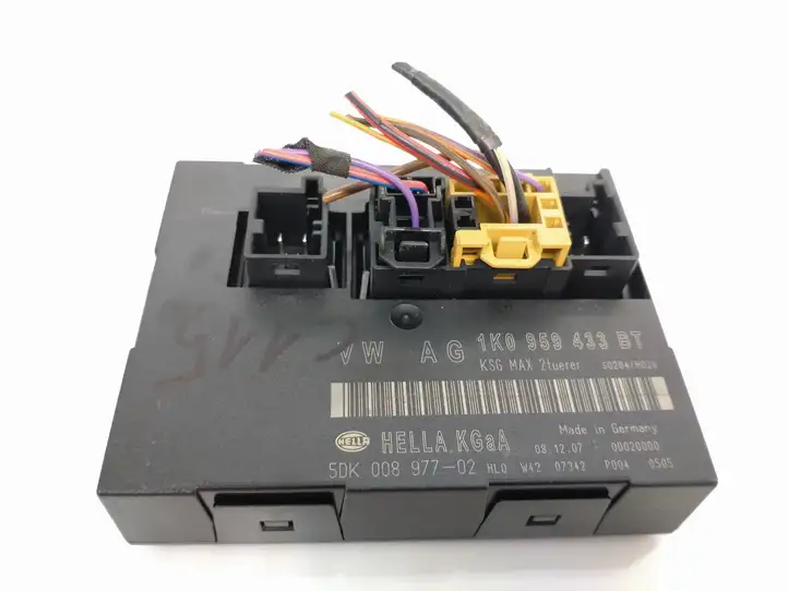 Volkswagen Golf V (2003 - 2009)  1K0959433BT Mодуль kомфортa