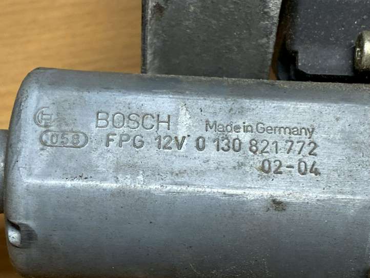 Ford Mondeo Mk III (2000 - 2007)  0130821772 Передний комплект электрического механизма для подъема окна